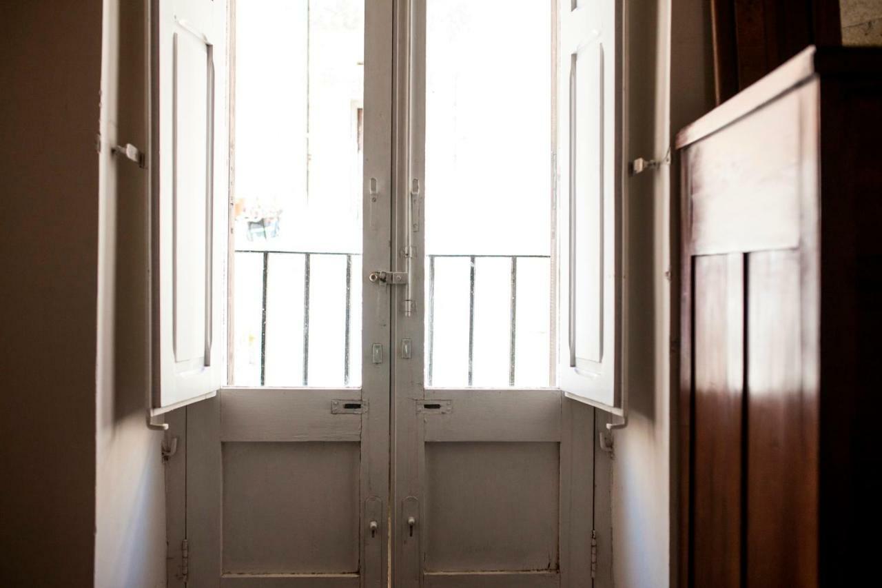 Explore The Historic City On Foot From An Old Town House Lecce Eksteriør bilde